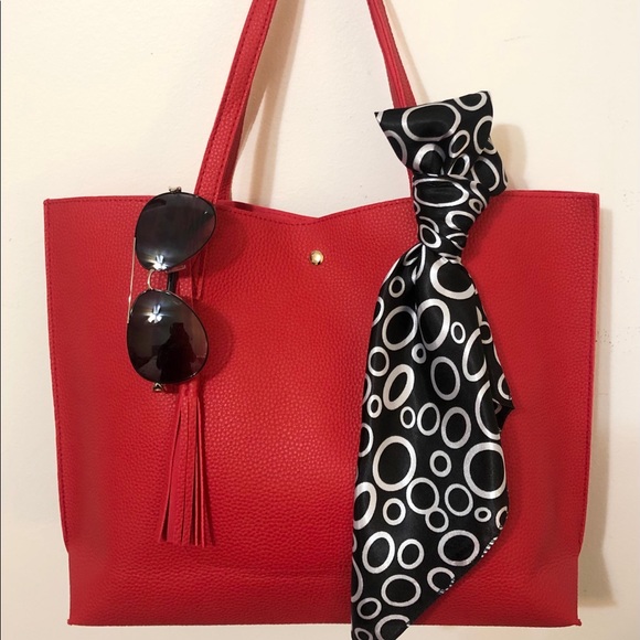 Handbags - Large Fashion Tote